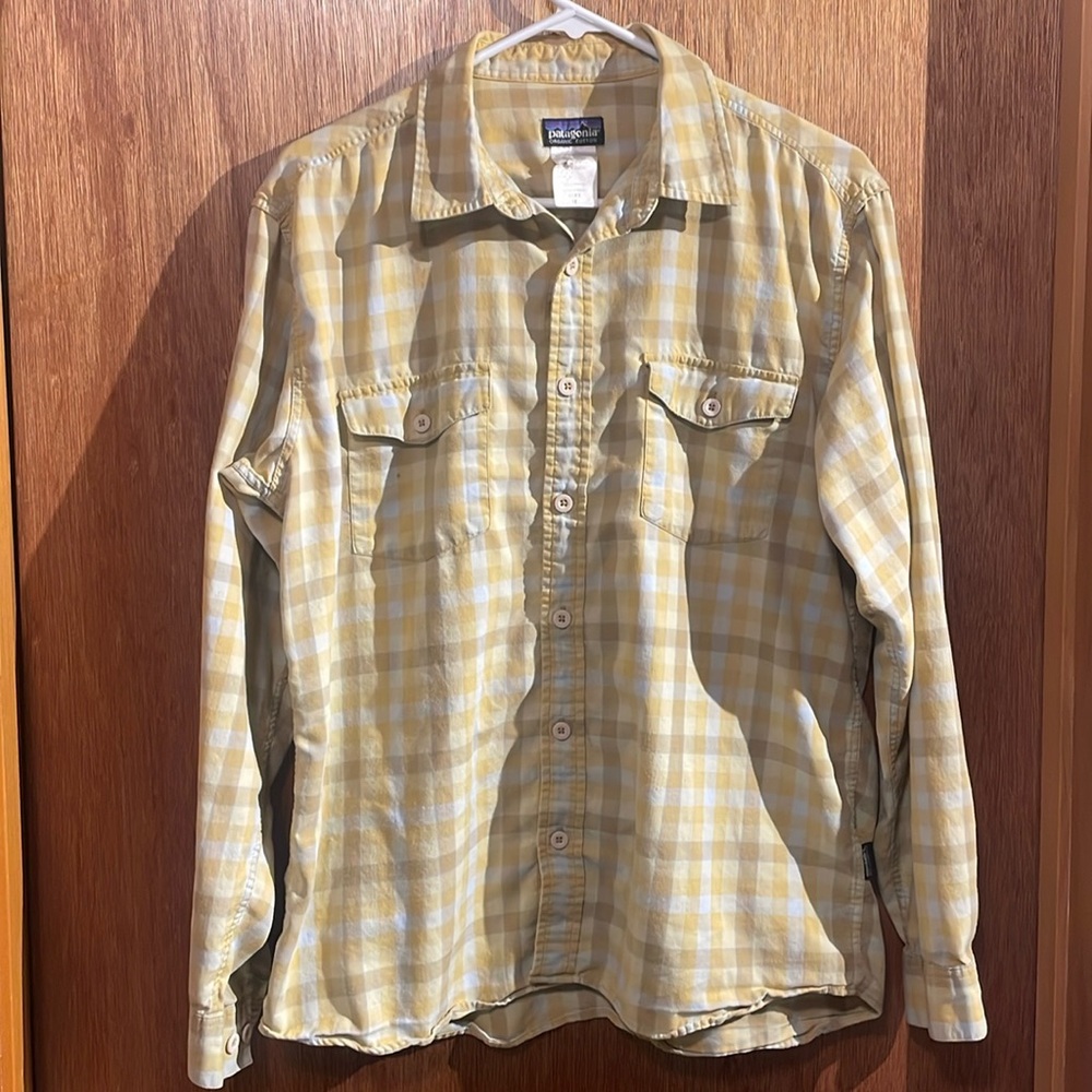 Patagonia Pima cotton long-sleeved button-up, size M